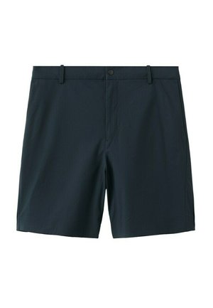 Pantaloncini da uomo neri su misura con passanti per cintura, bottone frontale e tasche laterali, mostrati su sfondo bianco.