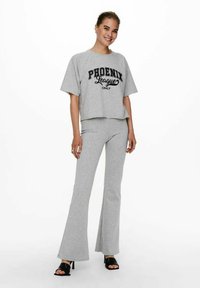 ONLY ONLFEVER FLARED jasnoszary