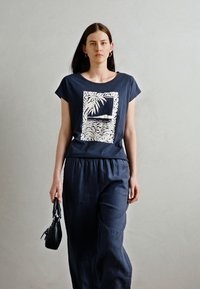 Thumbnail Image 2