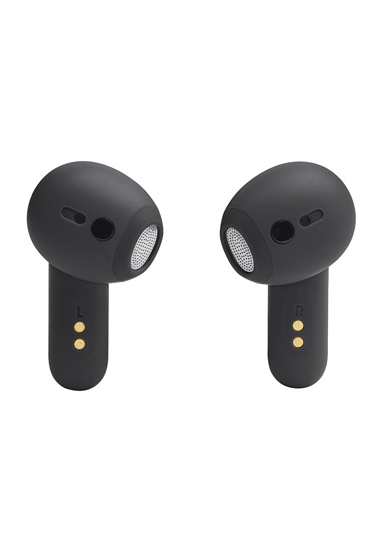 Des écouteurs sans fil noirs avec des grilles de haut-parleur en maille, des indicateurs gauche et droit, et de petits connecteurs de charge sur chaque tige.