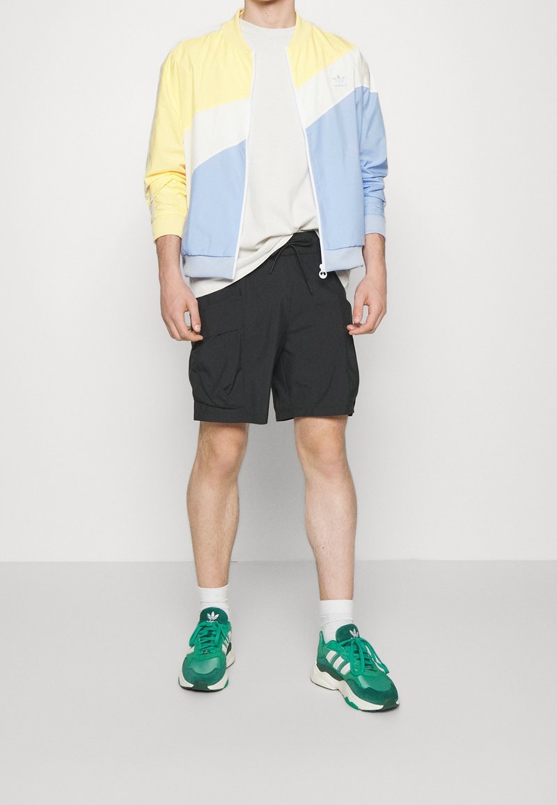 adidas Originals Giacca sportiva - yellow