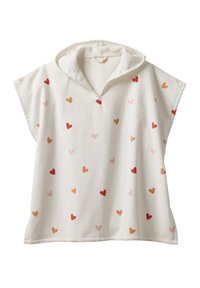Kapuzenponcho aus weichem weißem Frottee, mit verstreuten Herzen in rot, rosa und orange. Kurze Ärmel und lockere Passform.