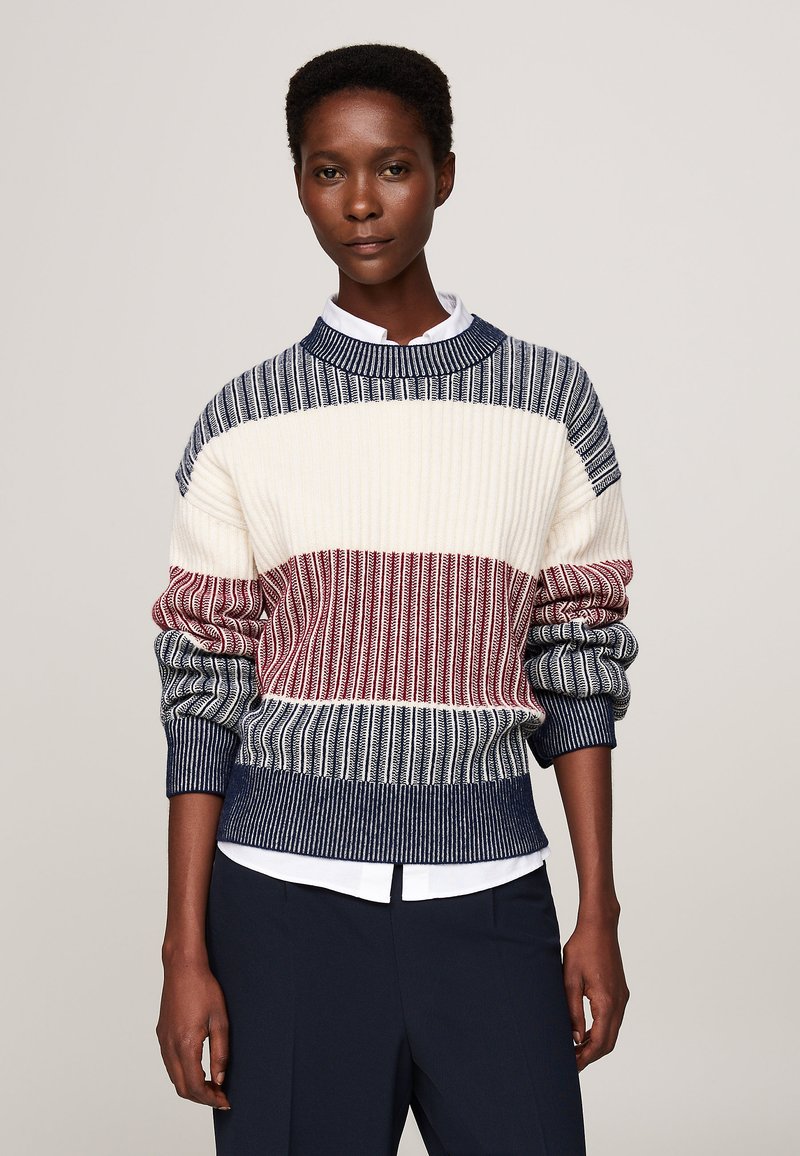 Tommy Hilfiger GLOBAL ALL OVER  - Strickpullover - desert sky