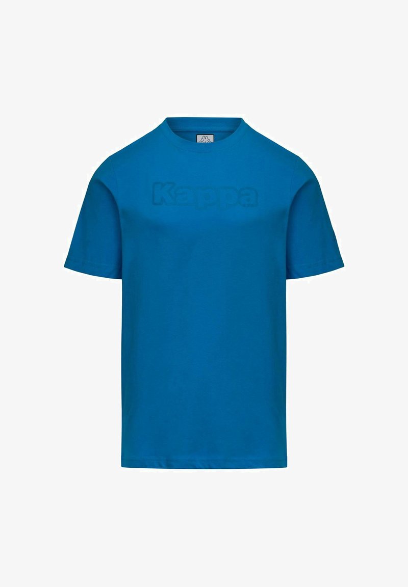 T-shirt bleu à manches courtes avec logo "Kappa" embossé sur la poitrine et une petite étiquette logo à l'intérieur du col.