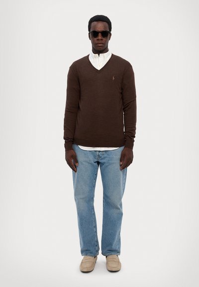 Polo Ralph Lauren SLIM FIT WASHABLE WOOL V-NECK JUMPER - Džemperis - cacao brown heather