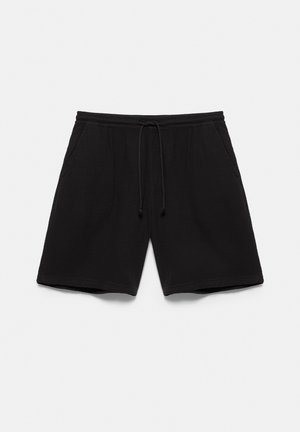 PULL&BEAR, BERMUDA SHORT - Jogginghose - black