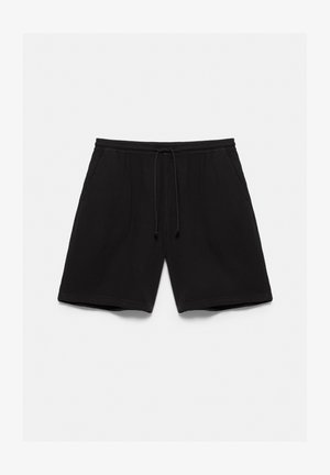 PULL&BEAR, BERMUDA SHORT - Jogginghose - black