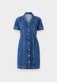 ONLFINA BELT DRESS - Denimové šaty - medium blue denim