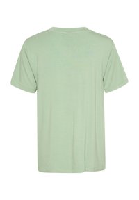 Tricou verde deschis cu mânecă scurtă și croială lejeră. Material moale, decolteu tip crew și o textură netedă, fără modele sau accente vizibile.