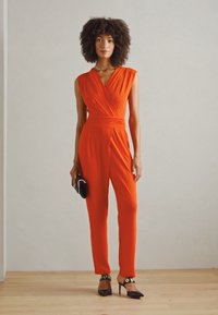 Esprit Overal - bright orange