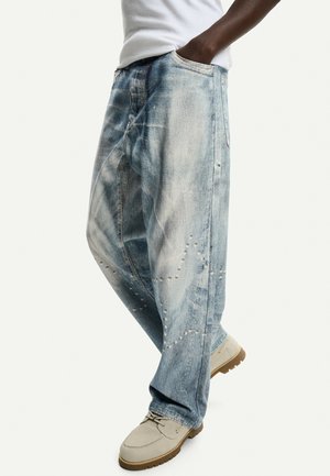 Loose Jeans - light-blue denim