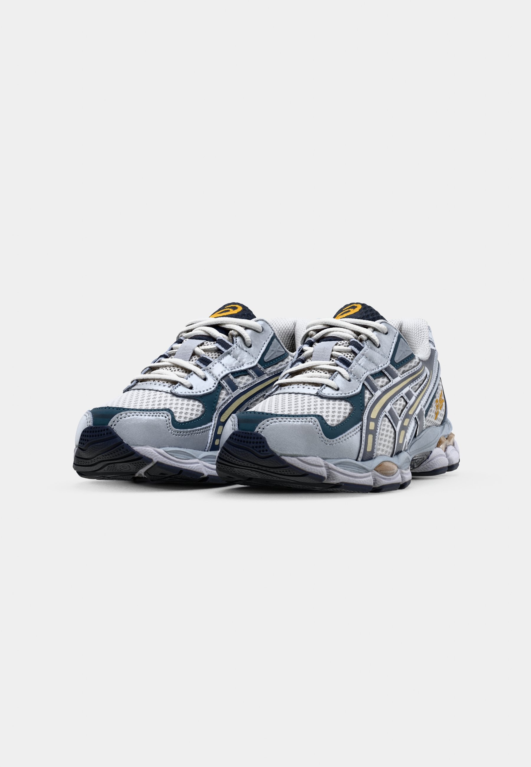 ASICS SportStyle GEL NYC 2055 UNISEX - Sneakers laag - cream