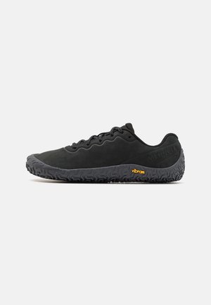 Laufschuh Straße - black