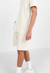 Sixth June PLEATED - Short - beige