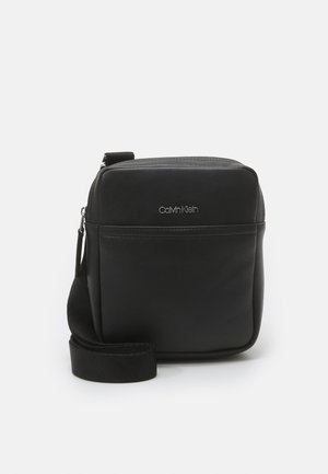 UTILITY REPORTER S UNISEX - Taška s příčným popruhem - black