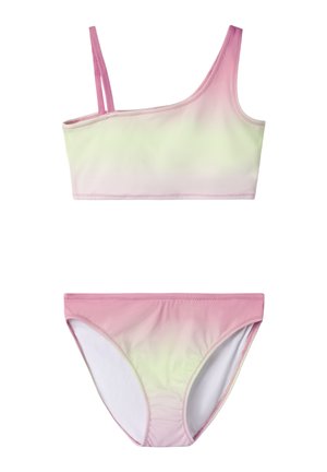 Maillot de bain deux pièces avec un dégradé de rose et jaune clair, avec un haut asymétrique une épaule et un bas de bikini assorti.