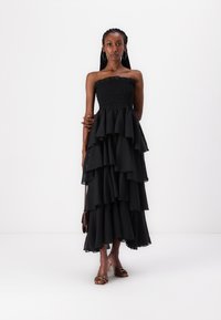 Vero Moda VMDELILAH SMOCK RUFFLE - Robe de cocktail - black