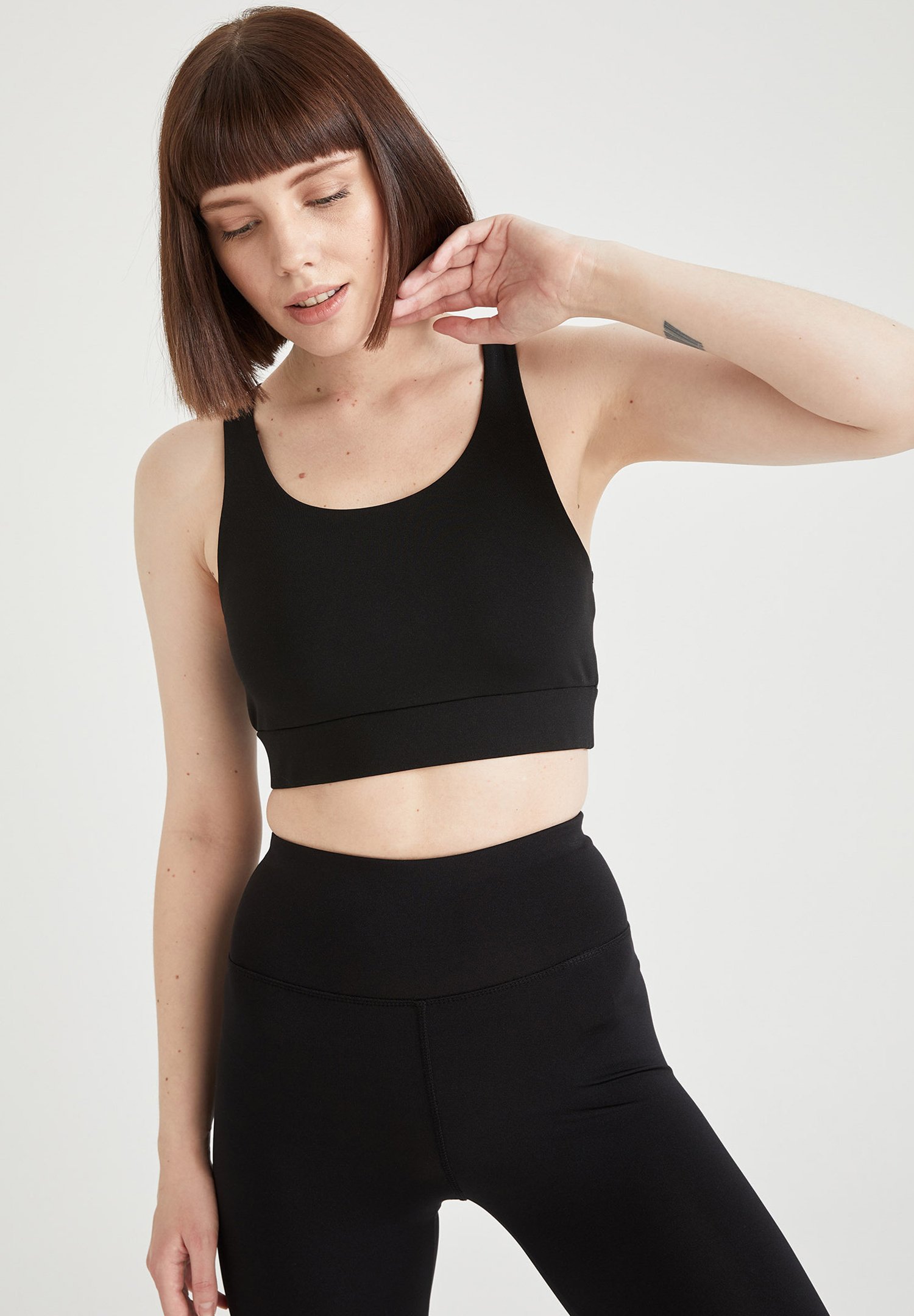 Damen Sport-BH mit mittlerer Stützkraft Damen Sport-BH mit mittlerer Stützkraft