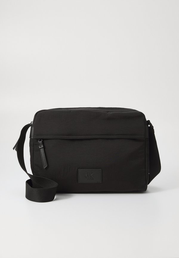 NEW JEANS ZIP FLIGHT BAG - Cross body bag