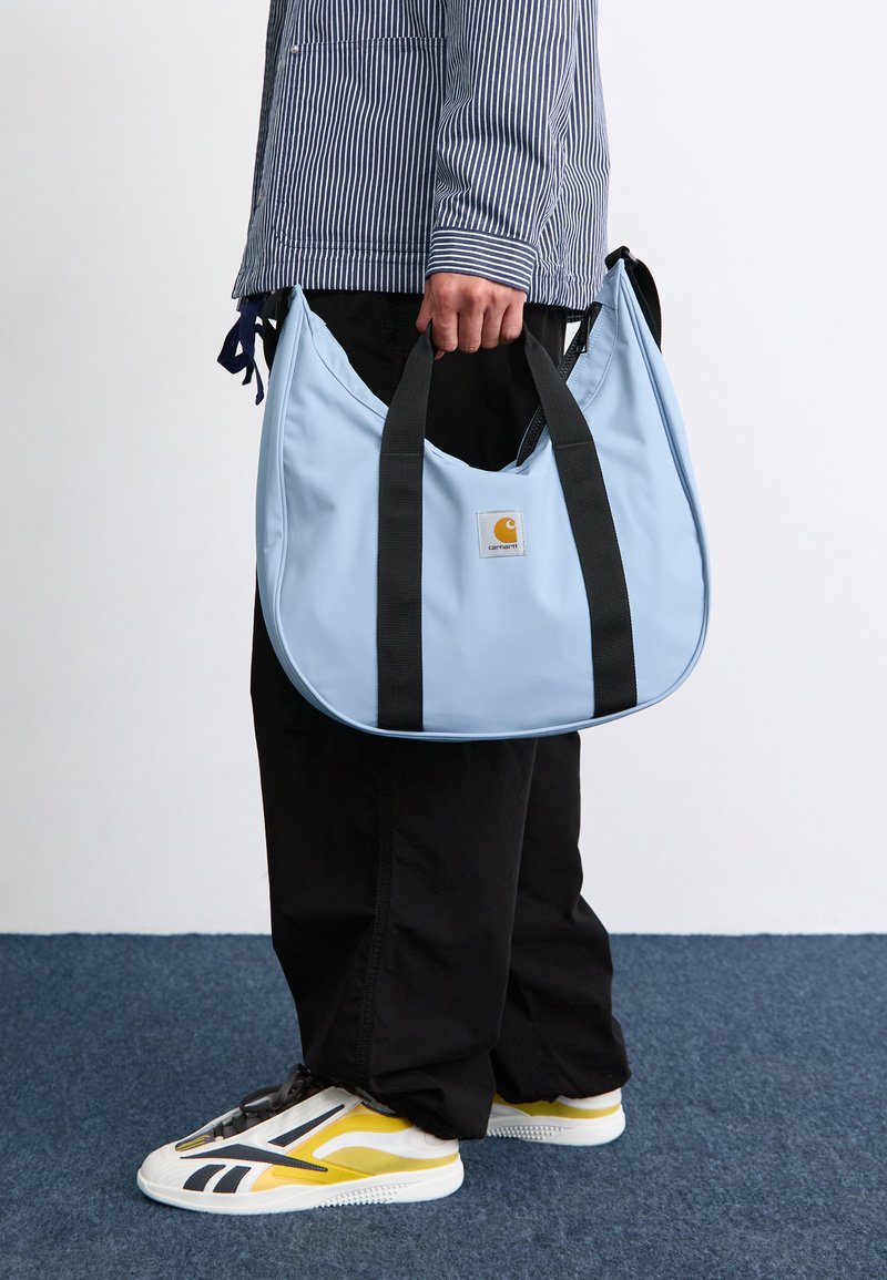 Carhartt WIP - KAYTER BAG MEDIUM UNISEX - Kandekott - frosted blue, Suurenda