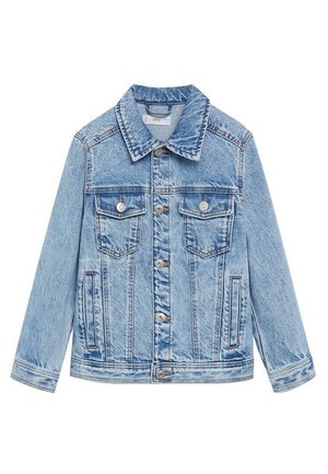 Chaqueta de denim azul claro con corte clásico, con dos bolsillos en el pecho, cierre de botones y textura ligeramente desgastada.