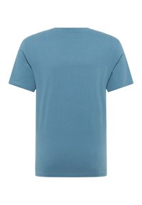 T-shirt bleu à manches courtes avec col rond. Fait en tissu doux et léger. Texture lisse sans motifs ni accents visibles.
