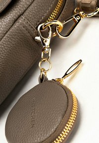 WITTCHEN YOUNG COLLECTION - Taška s příčným popruhem - beige