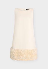 Nem kiválasztott, creme