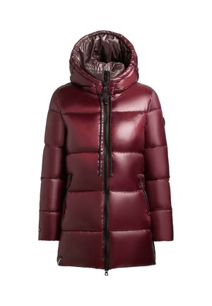 Giacca imbottita bordeaux con cappuccio, materiale lucido, cerniera frontale e due tasche laterali. Presenta una cerniera e dettagli neri a contrasto.