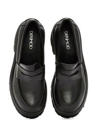 Derimod Plateaupumps - black