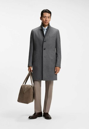 BOSS, Weekender - khaki