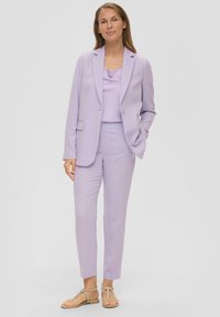 s.Oliver BLACK LABEL MIT CRÊPESTRUKTUR - Halflange jas - lavendel