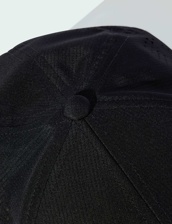 MERCEDES - AMG PETRONAS FORMULA ONE TEAM MECHANICS CLIMACOOL TRUCKER - Cap3