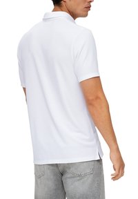 s.Oliver Poloshirt - weiß
