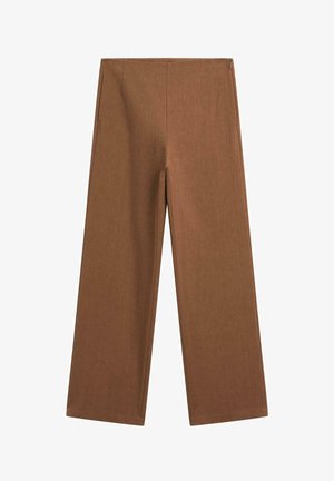 Brązowe spodnie proste z wysokim stanem i prostym wzorem, wyeksponowane na białym tle.