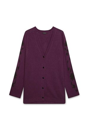 Cardigan viola con scollo a V, motivi floreali neri lungo le maniche e cinque bottoni neri sul davanti. Tessuto a maglia morbida.