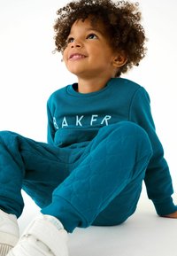 Baker by Ted Baker QUILTED AND JOGGER SET - Träningsset - teal blue
