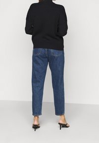 Even&Odd Petite Maglione - black