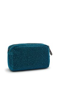 Türkisfarbene Kosmetikpouch mit Reißverschluss, aus strukturiertem Stoff. Rechteckige Form mit abgerundeten Ecken und einem dezenten Schimmer.
