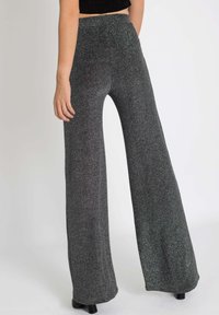 THE-ARE PANTALÓN PLATA - Pantalon classique - plateado