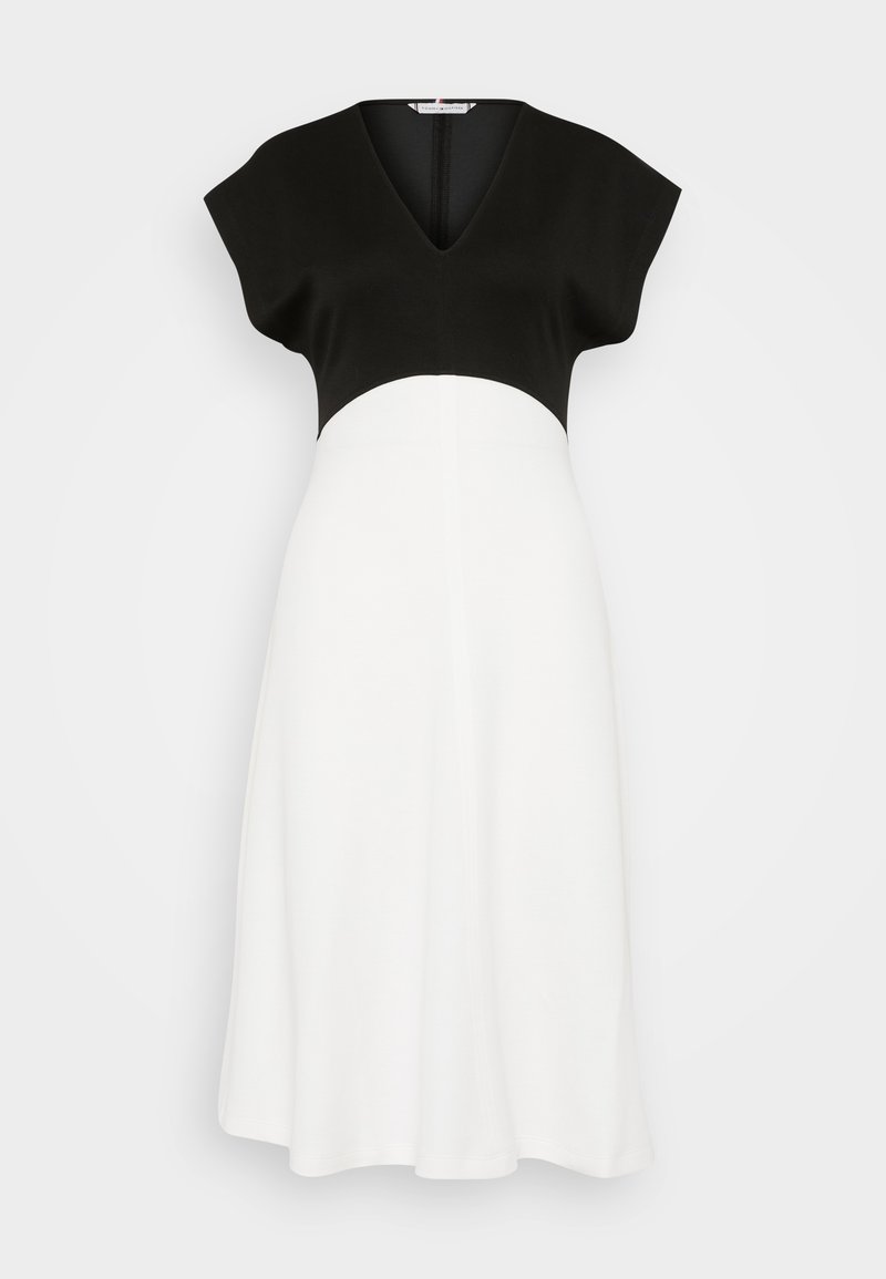 Tommy Hilfiger Jerseyjurk crème Tommy Hilfiger Jerseyjurk crème