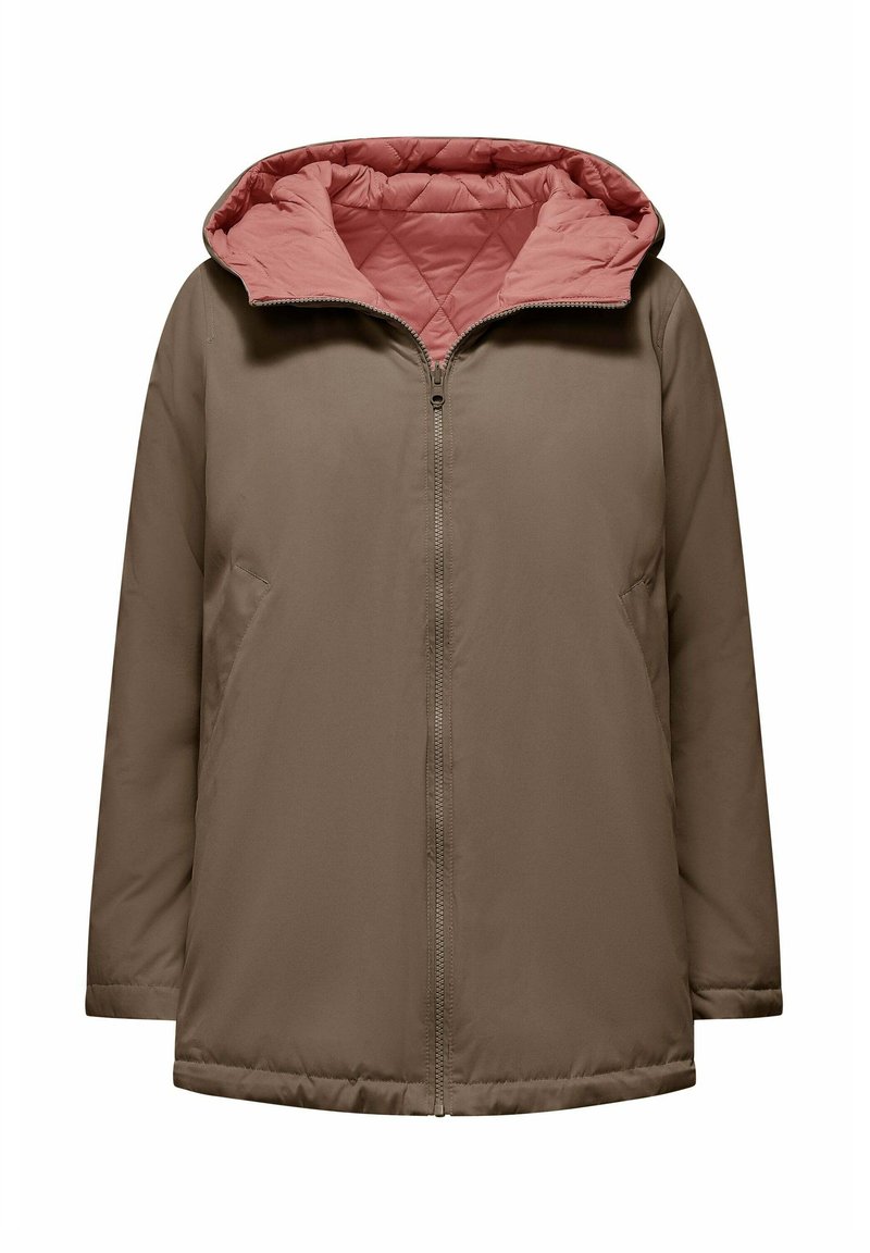 Bruine gewatteerde jas met een roze capuchon, voorzien van een voorkant met rits en zijzakken. Het ontwerp heeft een losse pasvorm met een rechte snit.