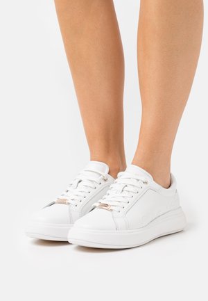 GEND NEUT LACE UP - Sneakers laag - white