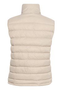 Beige gewatteerd vest met hoge kraag, mouwloos ontwerp en horizontale stiksels. Zachte textuur met een gladde stofafwerking.