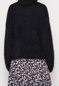 Vero Moda Sweter