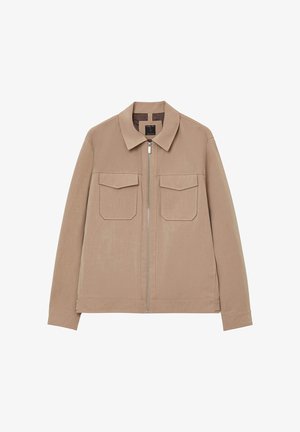 Beige Zip-Jacke mit zwei Vorderklappentaschen, langen Ärmeln und einem Kragen, flach auf einem weißen Hintergrund ausgestellt.