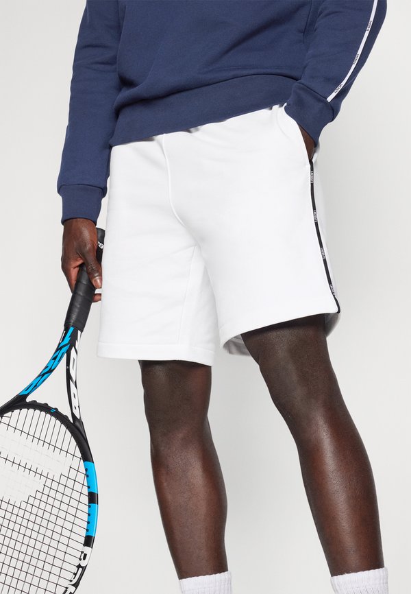 SHORT TAPE - Sports shorts3