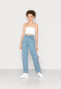 Monki Top - white