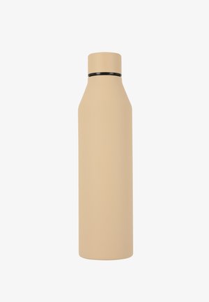Bouteille d'eau réutilisable beige avec un bouchon à vis et un anneau noir près du sommet, présentée sur fond blanc.