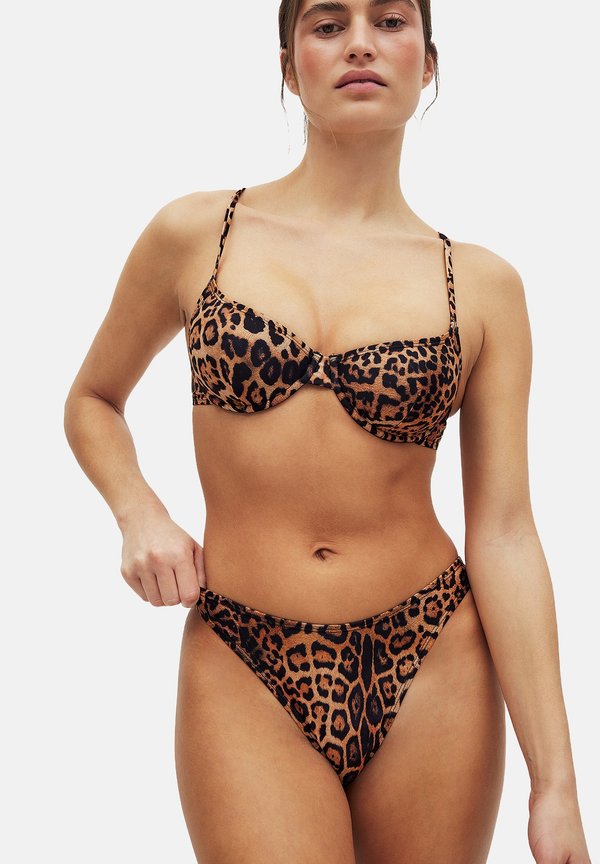 HIGH CUT - Badehose Slip - leopard